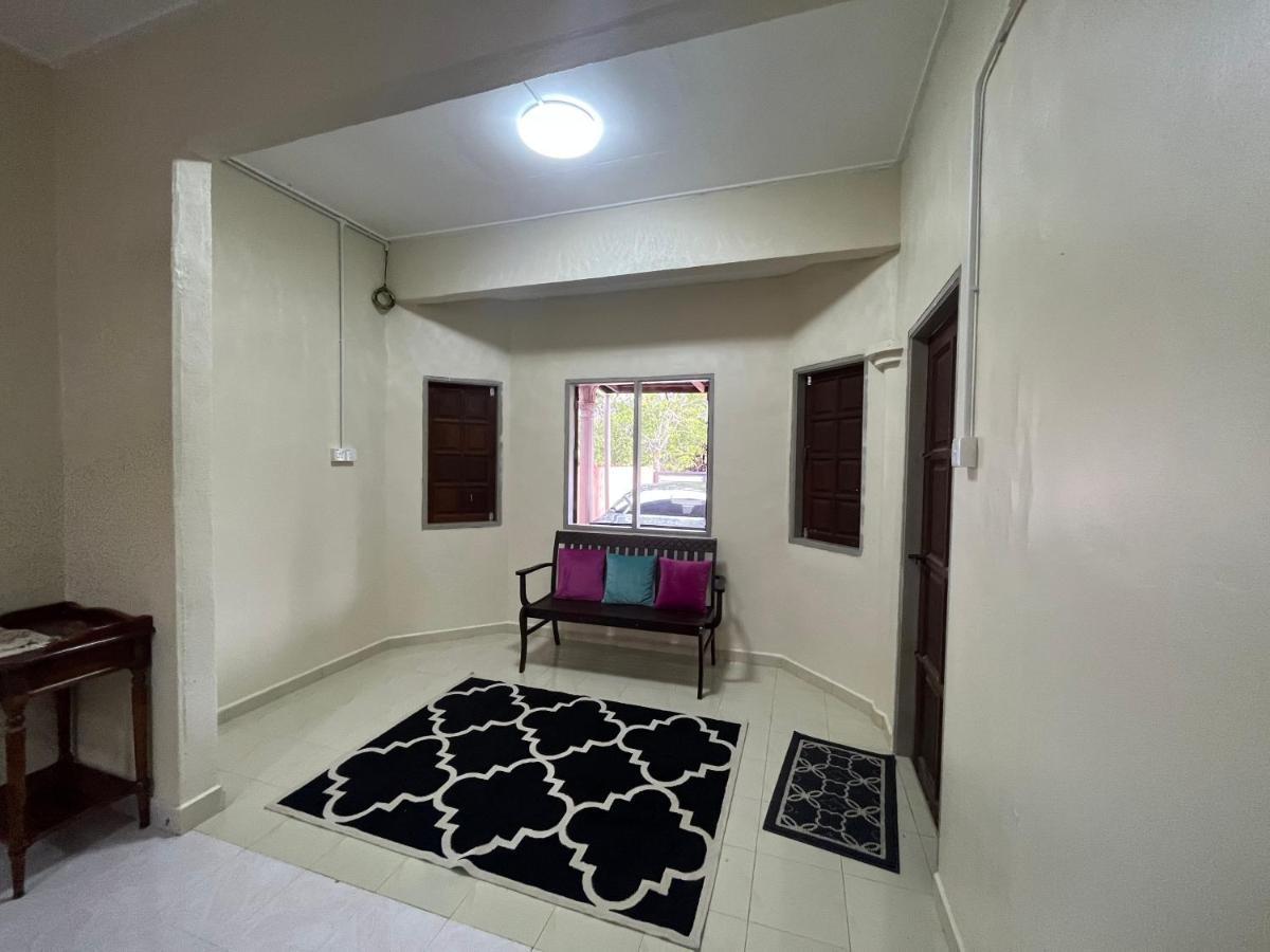 Ahza My Homestay Kemaman Chukai Exterior photo