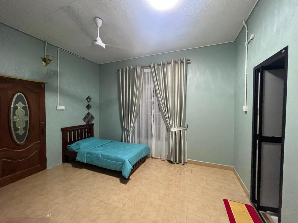 Ahza My Homestay Kemaman Chukai Exterior photo